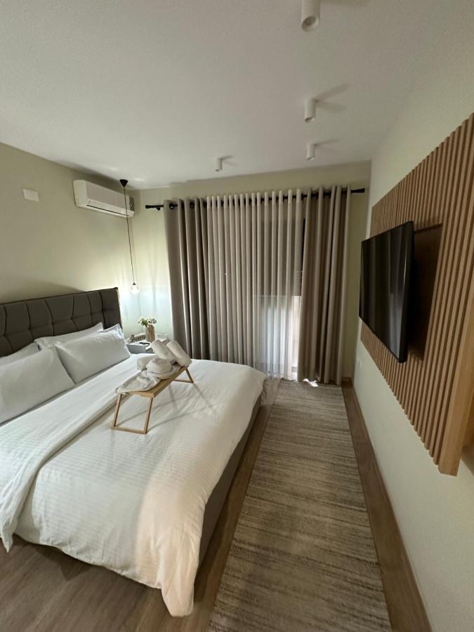 4Seasonsgea , New Modern Apartment In ติรานา ภายนอก รูปภาพ
